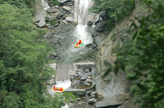c4794c8b-465e-4477-8380-81821d53feba.jpg 龙池曼漂流3.jpg